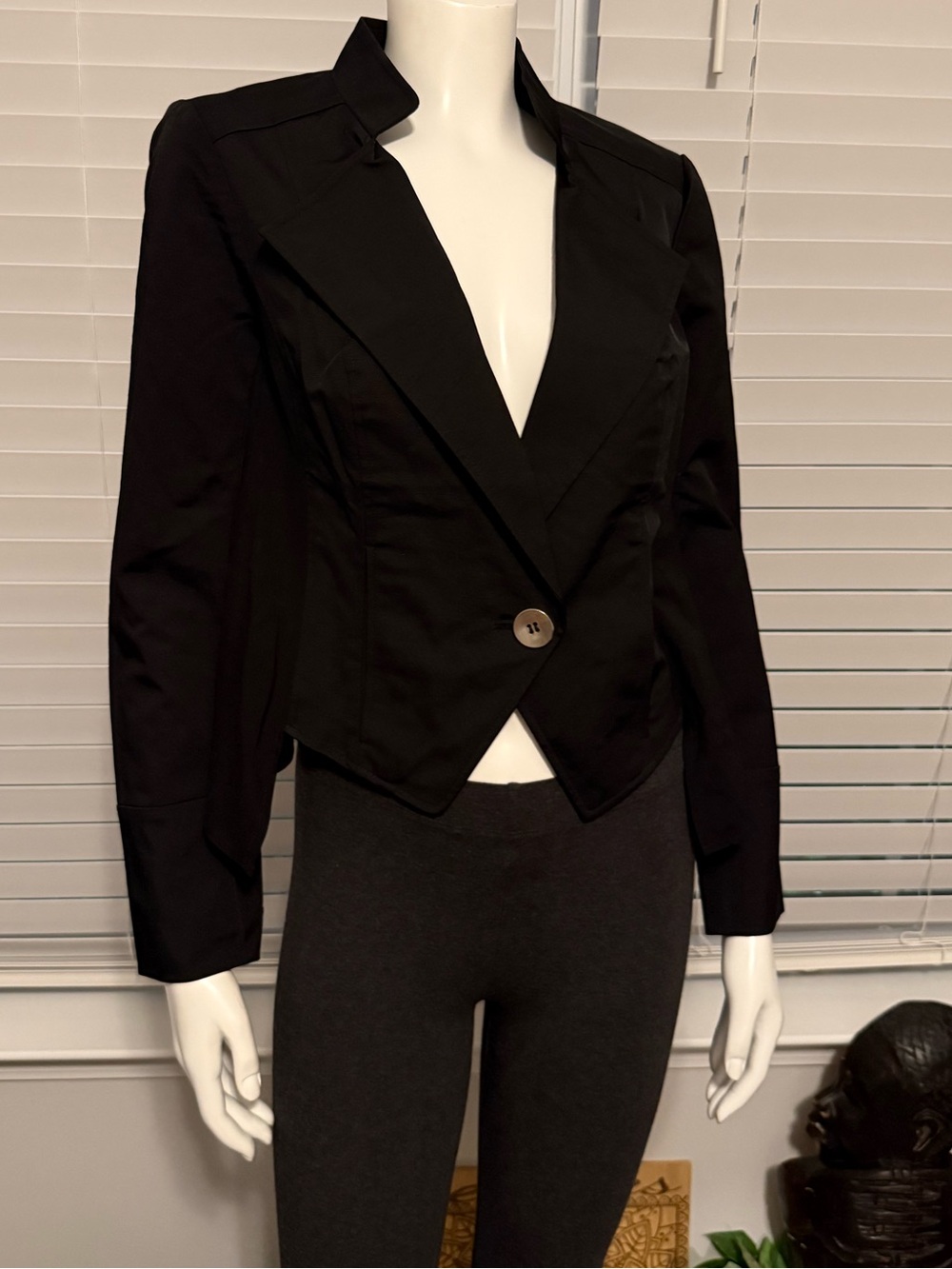 BLANC NOIR DRAPED BACK BLAZER~ SIZE SMALL